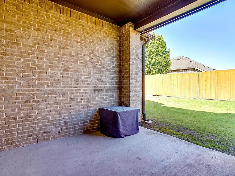 16717 White Rock Blvd — Photo 52