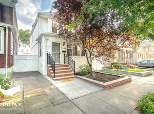 6838 Nansen St, Forest Hills, NY 11375