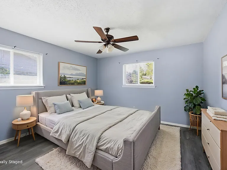 512 Sussex Dr — Photo 18