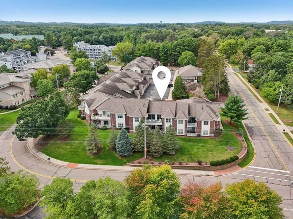 670 East Lake Avenue #211, Wisconsin Dells, WI 53965