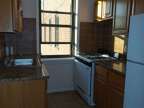3rd image of 6337 Austin St APT 2C