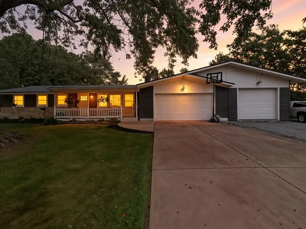 956 Fulwell Dr, Mansfield, OH 44906