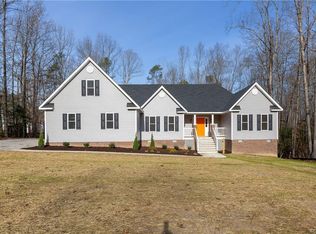 6100 Round Rock Rd, Chesterfield, VA 23838