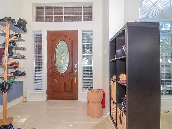3rd image of 4527 Topaz Trail Dr