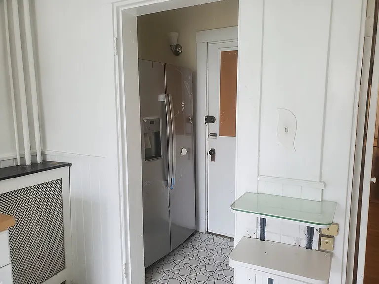 25 Fairfield St — Photo 3
