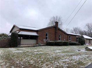857 Mercer Grove City Rd, Mercer, PA 16137