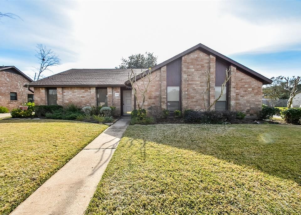 1st image of 2851 Pepper Wood Dr