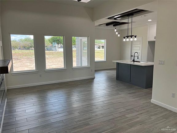 3rd image of 110 Sendero Rd
