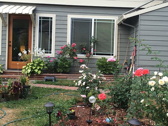 2nd image of 7849 NE 146th St