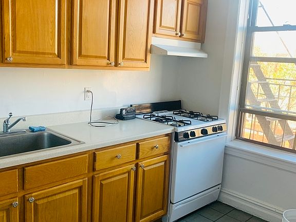4th image of 2505 41st St APT D3