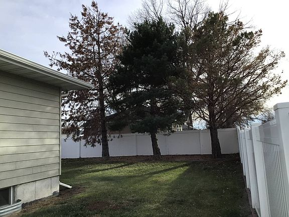 4th image of 509 E 2nd St