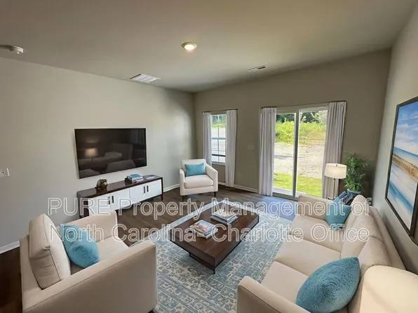 1835 Autumn Mist Dr, Winston Salem, NC 27103