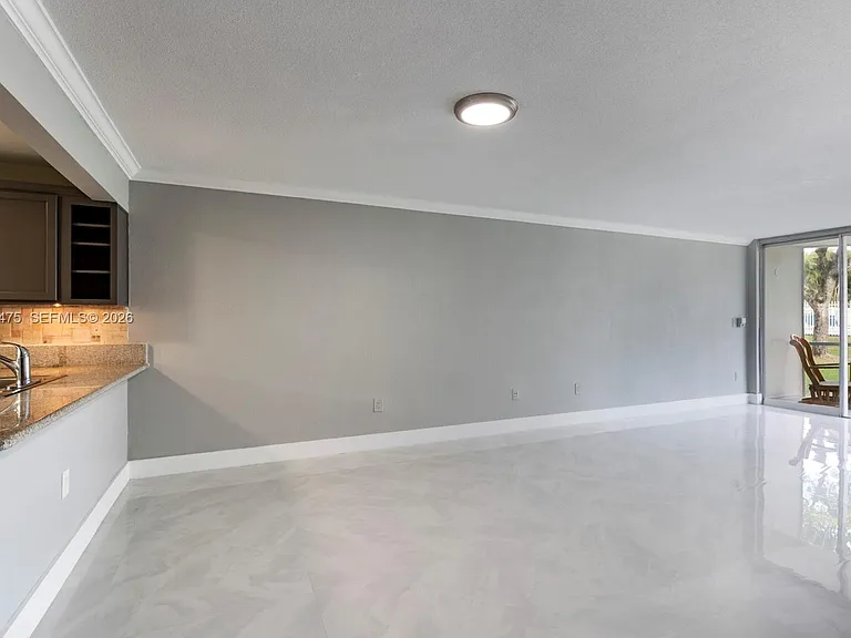 1351 NE 191st St E #106 — Photo 4