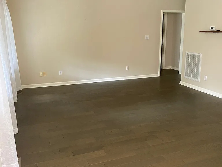 110 Brookwood Creek Dr — Photo 6