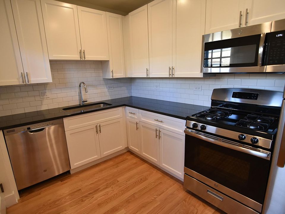 1st image of 4428 N Wolcott Ave APT 2B
