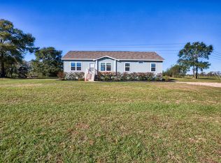425 25th St, Hempstead, TX 77445