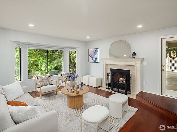 2nd image of 11317 SE 77th Place