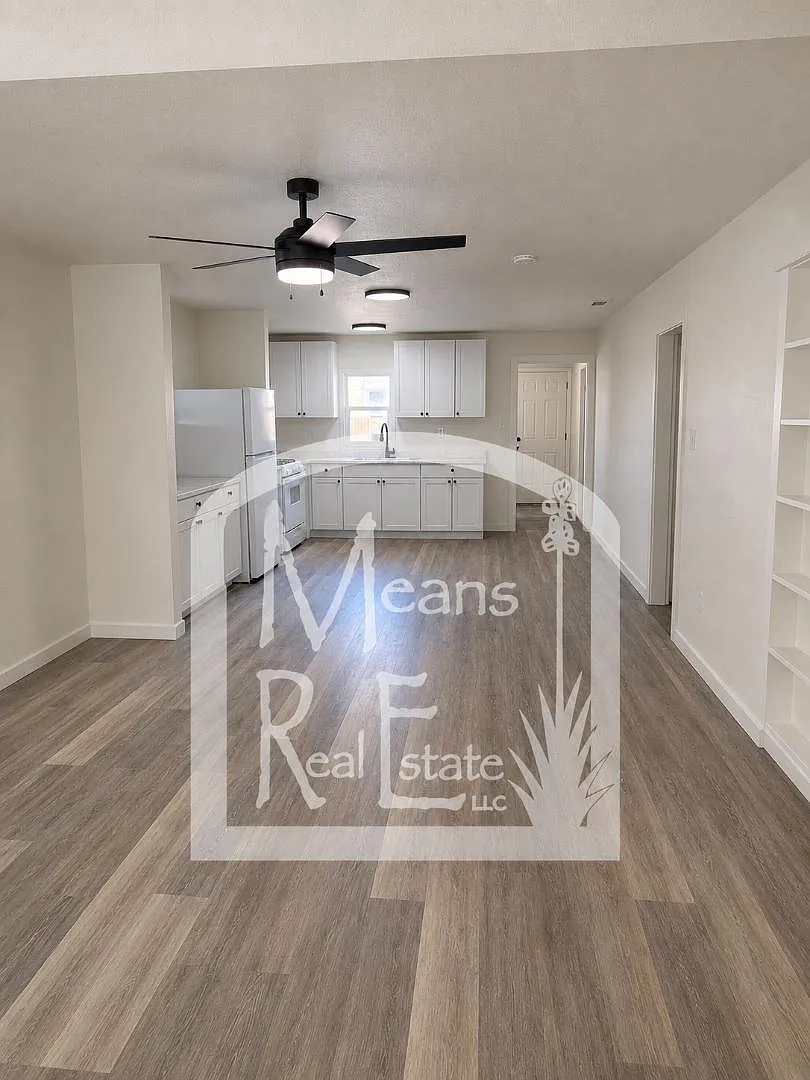 308 S Alameda St - 308 S Alameda Street #1 — Photo 2