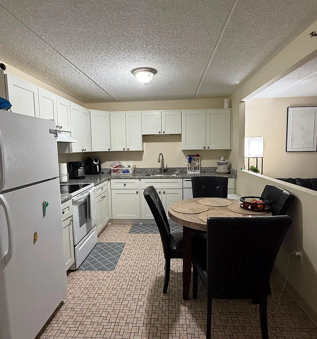 23 Ferry St — Photo 1