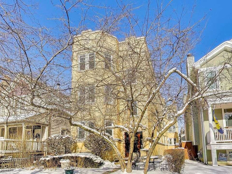 1st image of 2176 W Leland Ave #1F