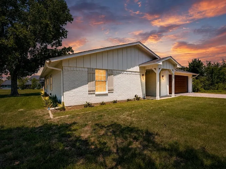 104 Pontiac Dr — Photo 40