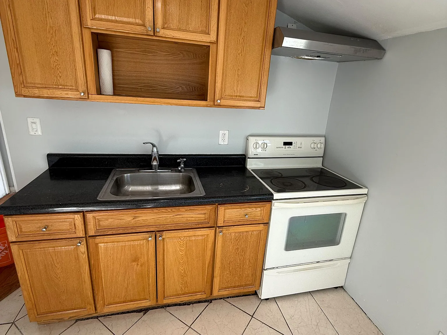 2 bed, $2,700 — Photo 4