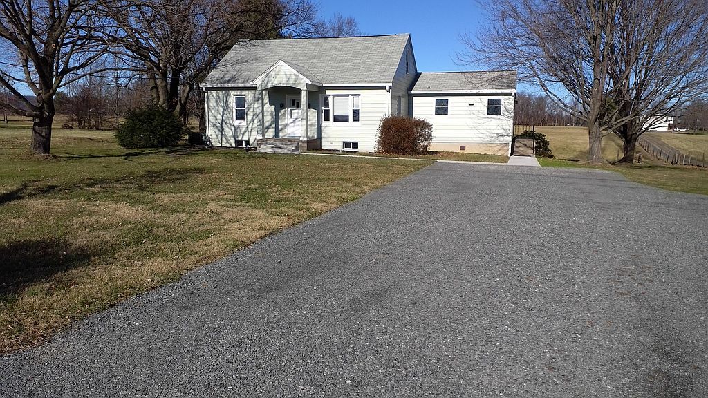 37860 Charles Town Pike - Property Image