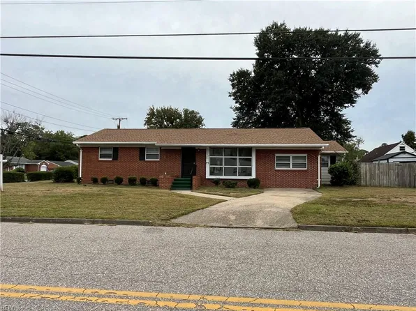 710 Hemlock Rd, Newport News, VA 23601