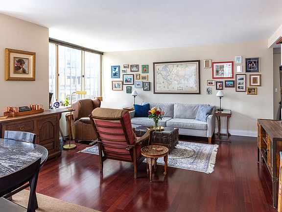 4th image of 236 E 47th St APT 20E
