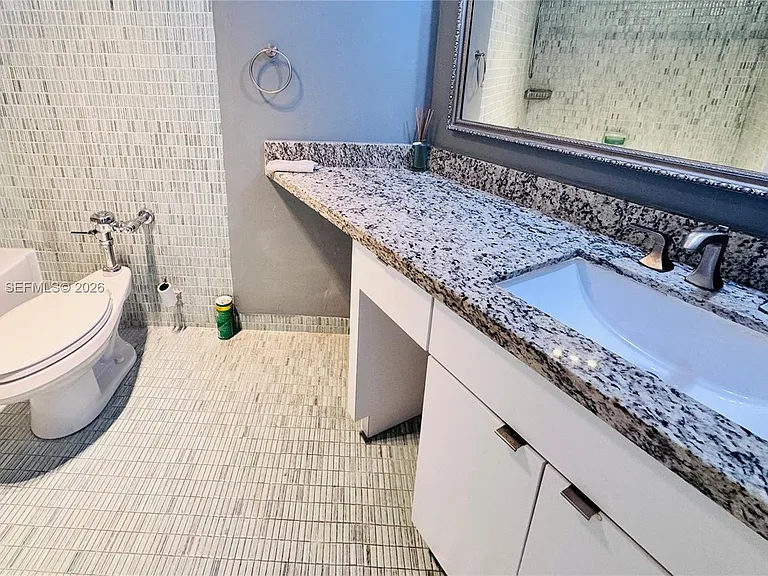 3301 NE 5th Ave #706 — Photo 31