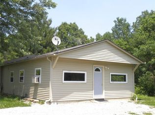 519 Sunset Ln, Nashville, IN 47448