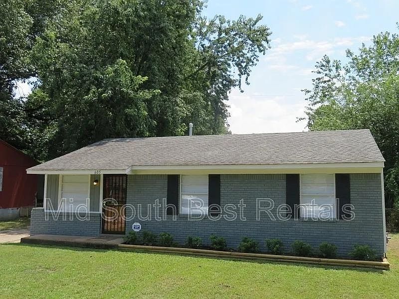 1st image of 605 Leavert Ave