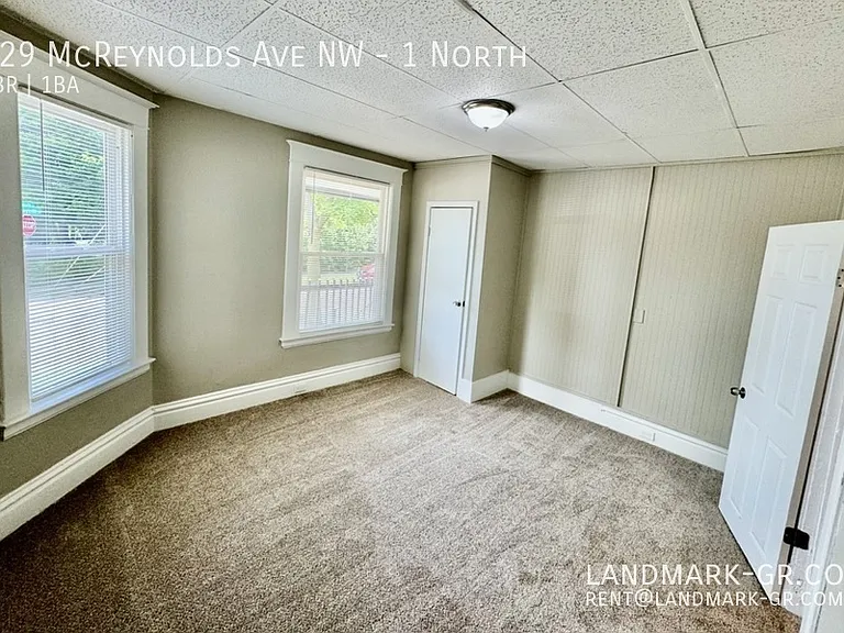 629 McReynolds Ave NW #1-N — Photo 9