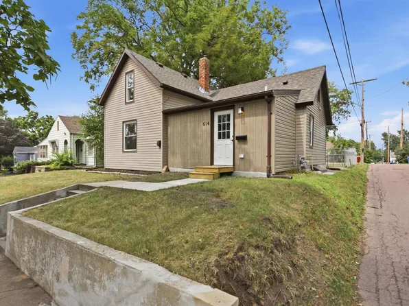614 W 1st St, Sioux Falls, SD 57104