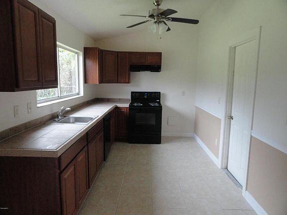 4th image of 1301 Vander Ave SE