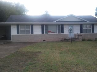 1019 W Main St, Branson, MO 65616