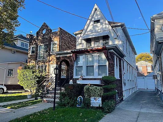 1st image of 1769 Kimball St