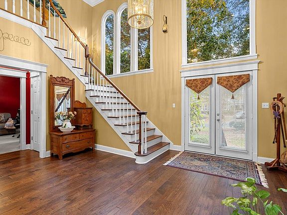 3rd image of 131 Tidewater Rd