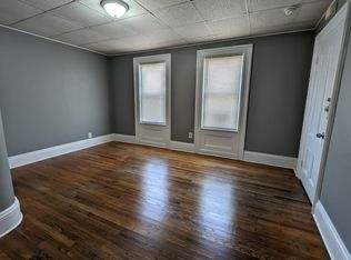 527 4th St APT 1, Fall River, MA 02721