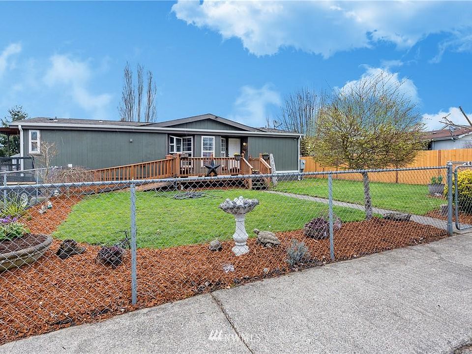 1st image of 515 2nd Ave NE