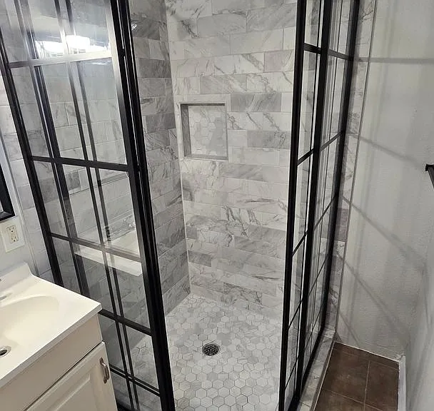137 E Norwood Ct — Photo 29