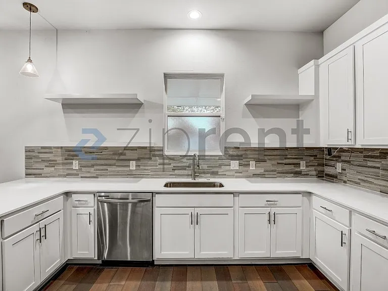 6406 Santos St #A — Photo 10