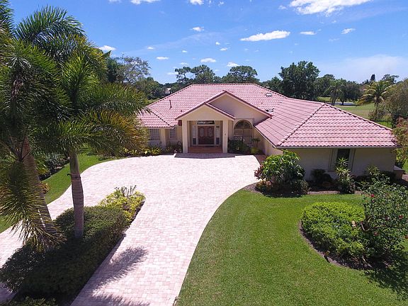 3rd image of 3892 SW Bimini Cir N