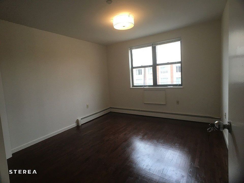 1st image of 1405 31st Ave APT 4A