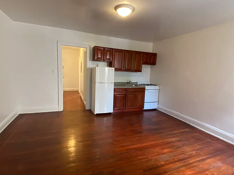 448 W 57th St #5D — Photo 1