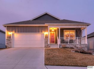 17508 Potter St, Bennington, NE 68007