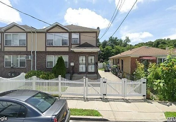 2nd image of 17418 128th Ave