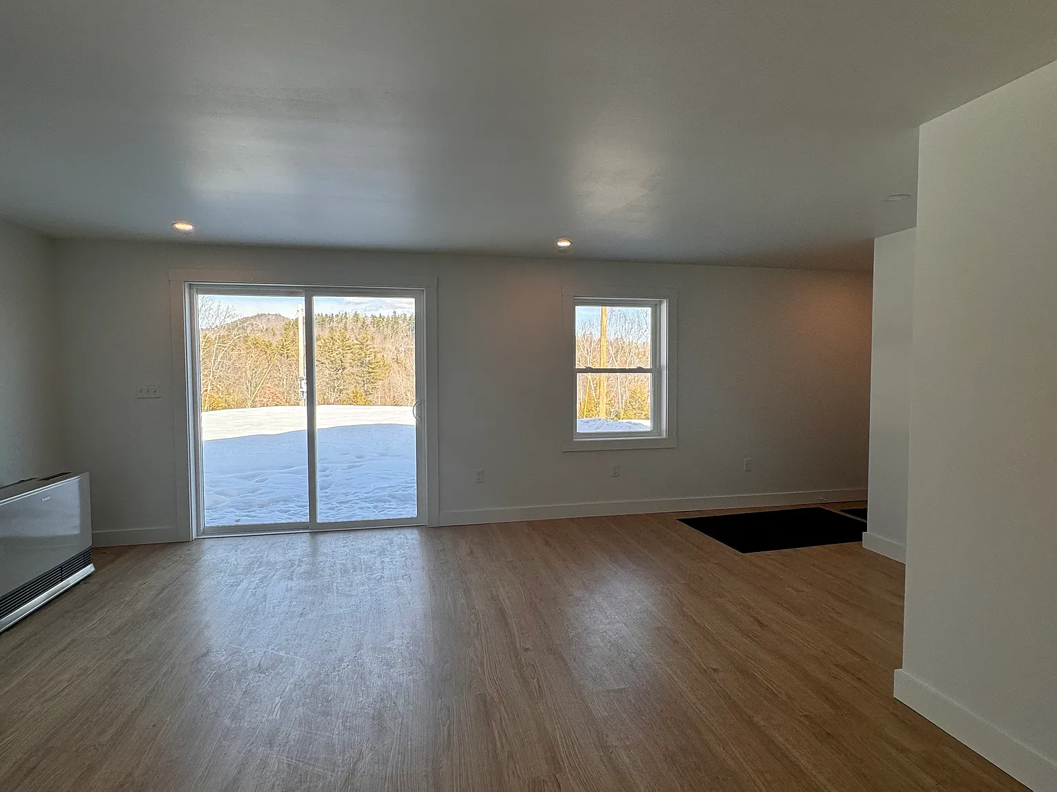 2 bed, 800 sqft, $2,000 — Photo 3