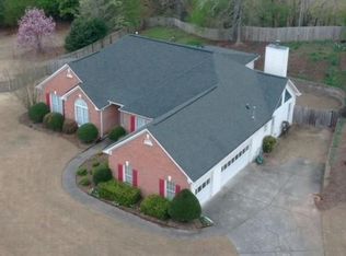 415 Starfire Ct, Suwanee, GA 30024