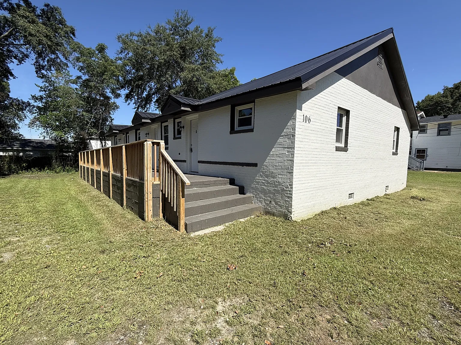 108 Molette St — Photo 1